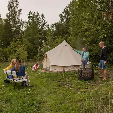 Niiduveere Glaemping Tente de luxe *